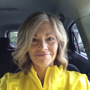 Meet your Posher, Caroline