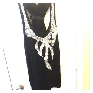 🎀 Black and Silver Top 🎀