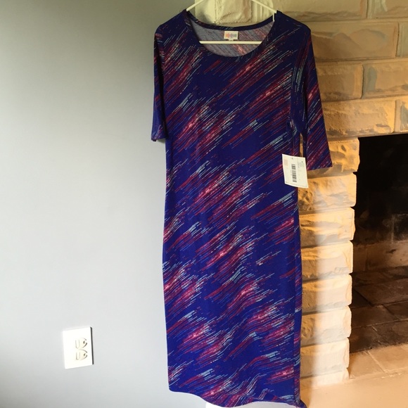 LuLaRoe Julia - Picture 1 of 2