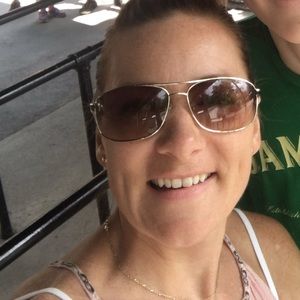 Meet your Posher, Melinda