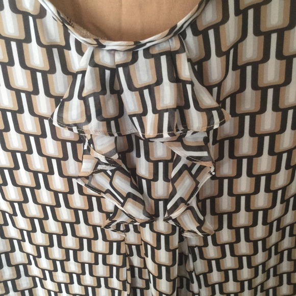 Professional Top with Ruffles - Picture 2 of 3