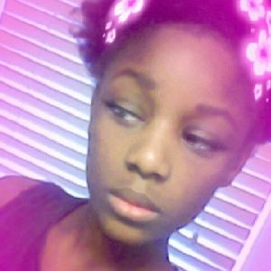 Meet your Posher, Kenisha