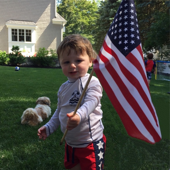 Meet your Posher, Adrienne - Picture 2 of 3