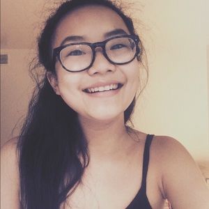 Meet your Posher, Phoebe