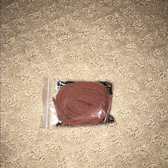 Light pink vans with leather laces - Picture 4 of 4