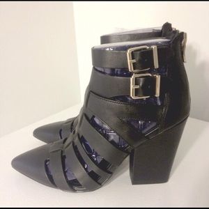 Good condition BCBG caged heels
