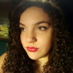 Meet your Posher, Dianna