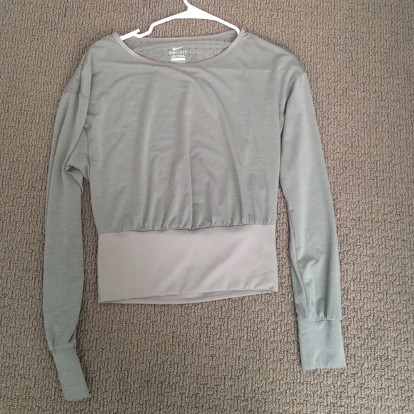 Nike dri-fit long sleeve top. Size XS.