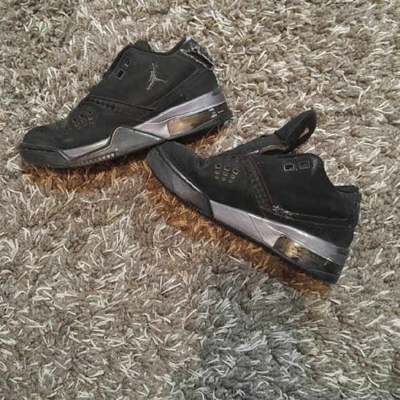 🇺🇸🇺🇸Size 4.5 Y Black Jordan Sneakers