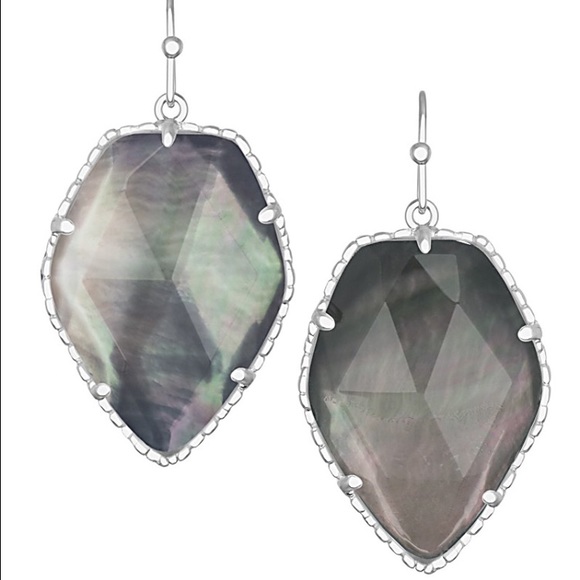 Kendra Scott Jewelry - 🆕 Gorgeous Kendra Scott Black MOP Corley Earrings