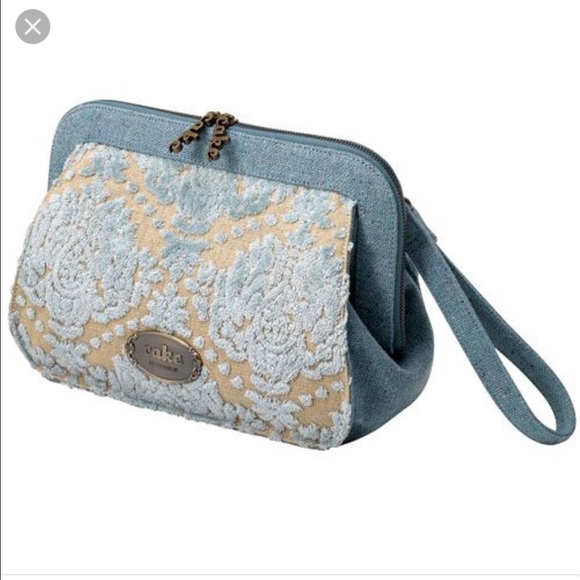 Discount petunia pickle bottom clutch