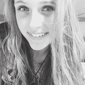 Meet your Posher, Nikala