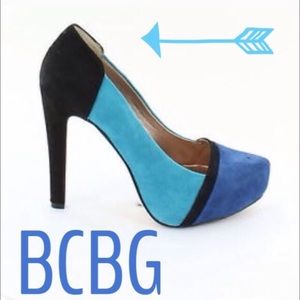 BCBG Pump