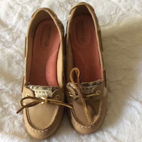 REDUCED Spearheaded Top Sider Wedges