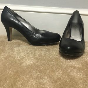 Anne Klein pumps