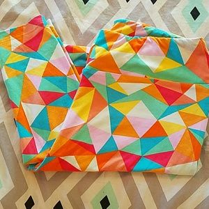 EUC TC Lularoe leggings