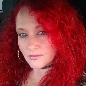 Meet your Posher, Zella