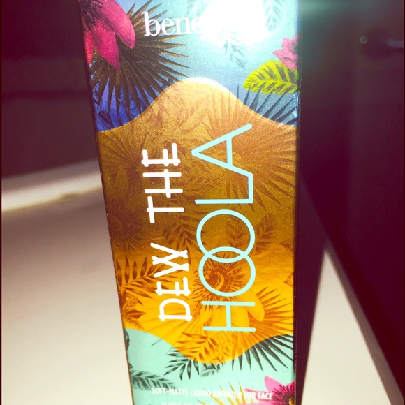 NIB Benefit Full Size Dew the HOOLA face bronzer