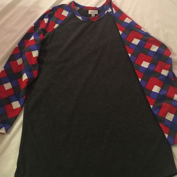 LuLaRoe Randy Tee - M - gray w colorful sleeves