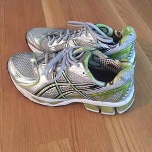 ASICs Gel Kayano Size 7 running shoes