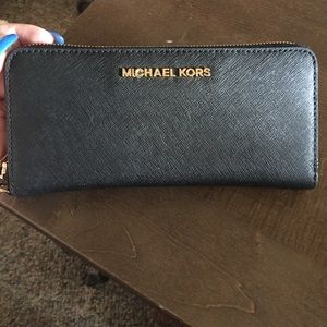 Michael Kors wallet