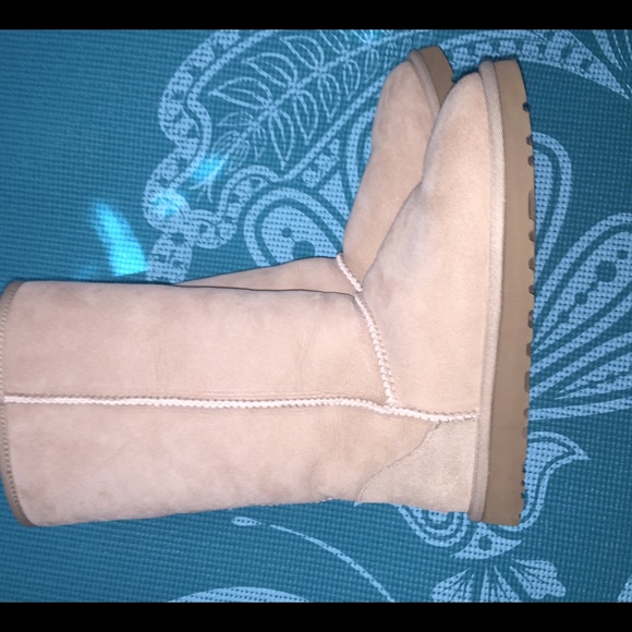 BRAND NEW TALL SAND UGGS!