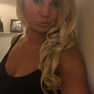 Meet your Posher, Carissa