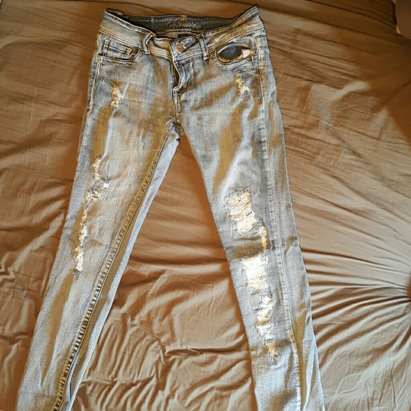 Bootleg jeans