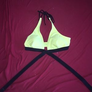 Criss cross bikini