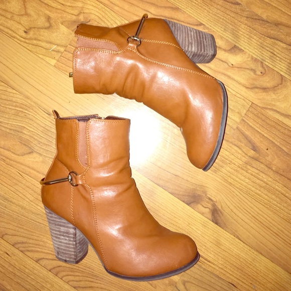 Didi stack heel booties - Picture 2 of 8