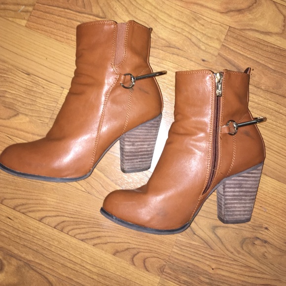 Didi stack heel booties - Picture 3 of 8