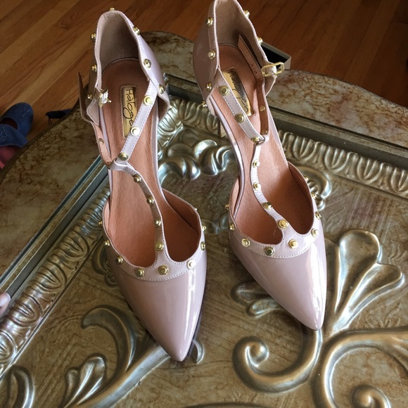 🚨🚨YOU MUST HAVE THESE🚨🚨 - Picture 2 of 3