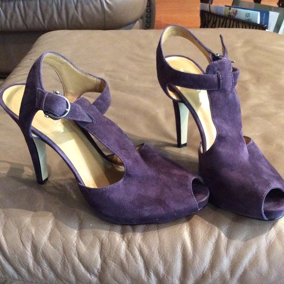 Purple suede heels. Peep toe.