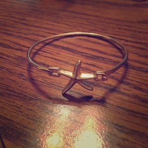 Gold starfish bracelet