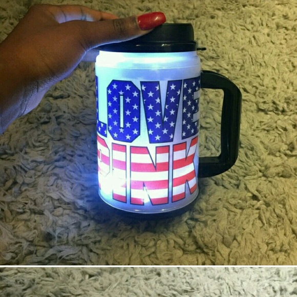 Bnwt light up chug mug
