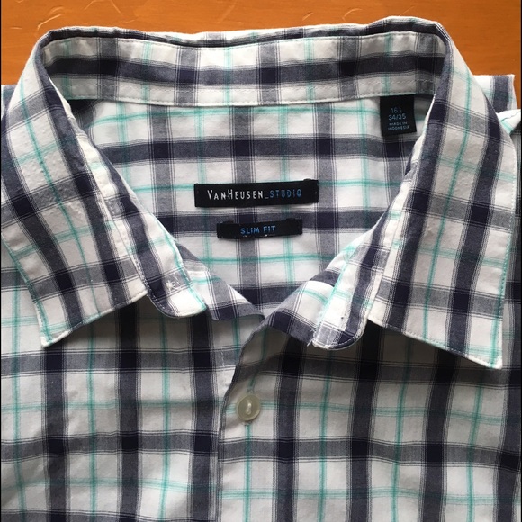 Men's VanHeusen dress shirt size 16 1/2  34/35 - Picture 2 of 3