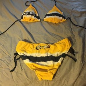 Corona size small bikini. Top and bottom.