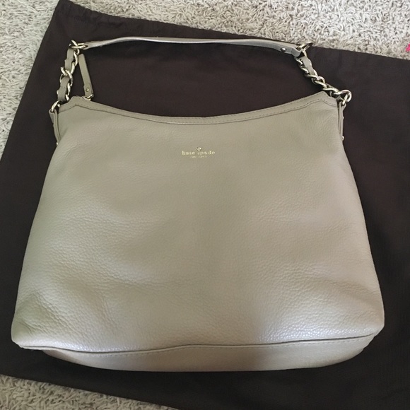 kate spade Handbags - Authentic Kate Spade Cobble Hill bag