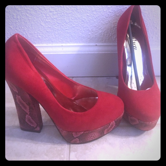 Color block high heel