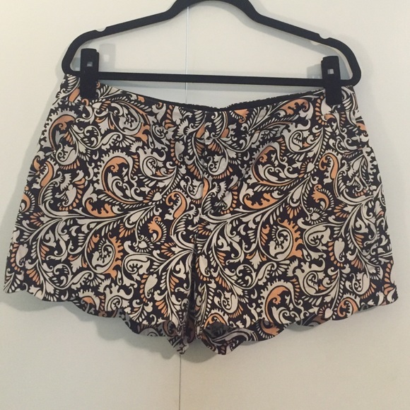 Club Monaco Amber short