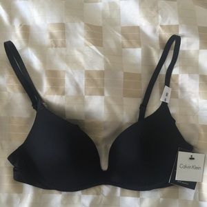 NWT Calvin Klein push positive black bra