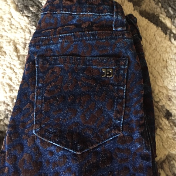 Joe's Jeans Velour Leopard Print Jeans size 6x - Picture 2 of 4