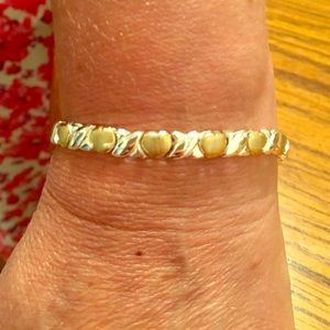 Gold heart bracelet