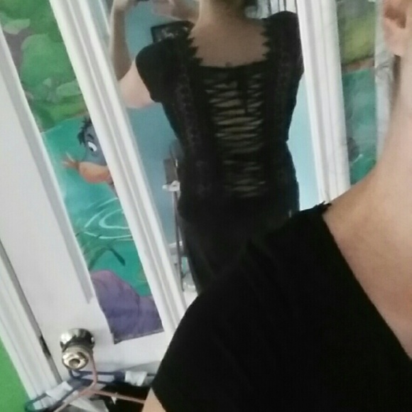 Corset back tee