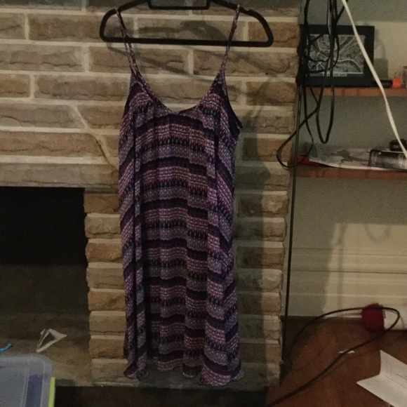 Patterned Dress - Picture 1 of 4
