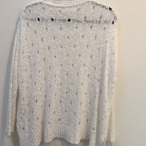 Sweater - Picture 2 of 4