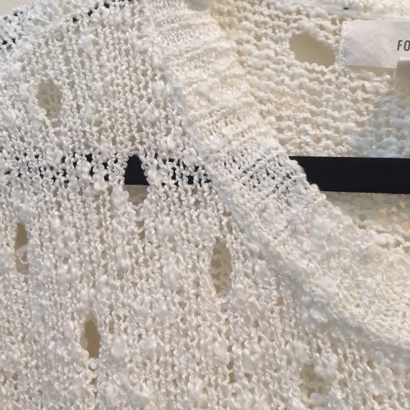 Sweater - Picture 4 of 4