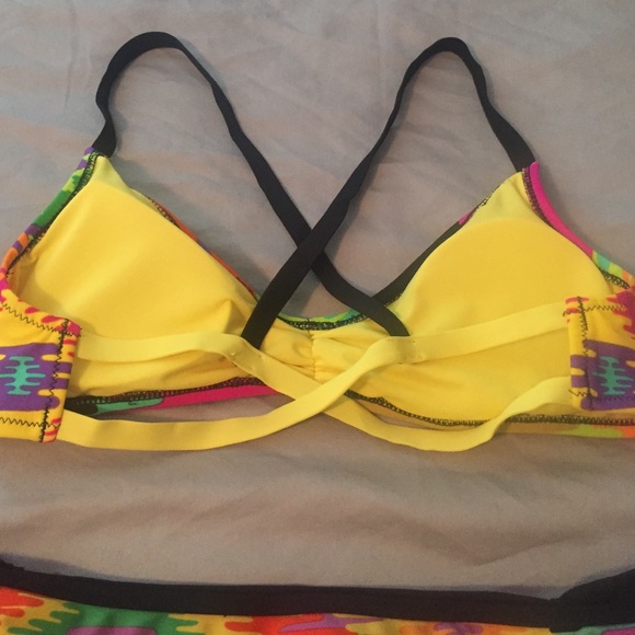 Swim suit - Picture 4 of 4