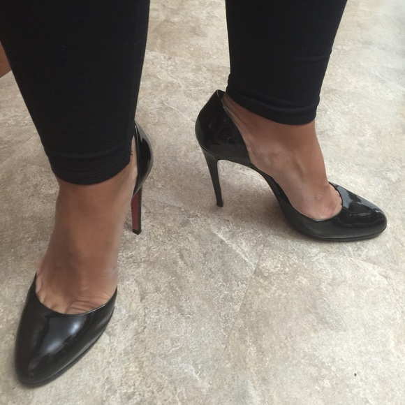 MIU MIU black patent leather pumps