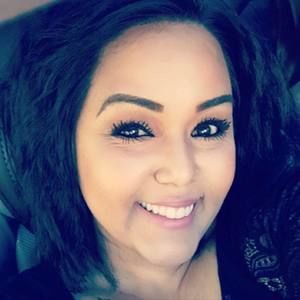 Meet your Posher, Myra